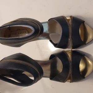Ted Baker zipper heels (38.5)